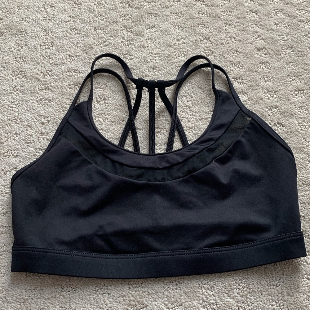 Victoria’s Secret VSX Strappy Racerback Sports Bra